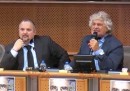 Lo scontro tra Grillo e un giornalista a Bruxelles