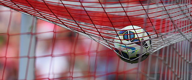 SOUTHAMPTON, ENGLAND - SEPTEMBER 13: A ball sit on the roof of the net during the Barclays Premier League match between Southampton and Newcastle United at St Mary's Stadium on September 13, 2014 in Southampton, England. (Photo by Mike Hewitt/Getty Images)