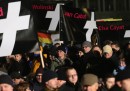 La nuova manifestazione antislamica e anti-immigrati di PEGIDA a Dresda