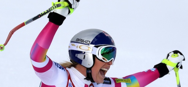 Lindsey Vonn appena dopo la fine della sua discesa nella tappa di Coppa del Mondo di sci a Cortina, 18 gennaio 2015 (AP Photo/Armando Trovati)