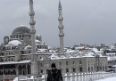 Le foto della neve a Istanbul