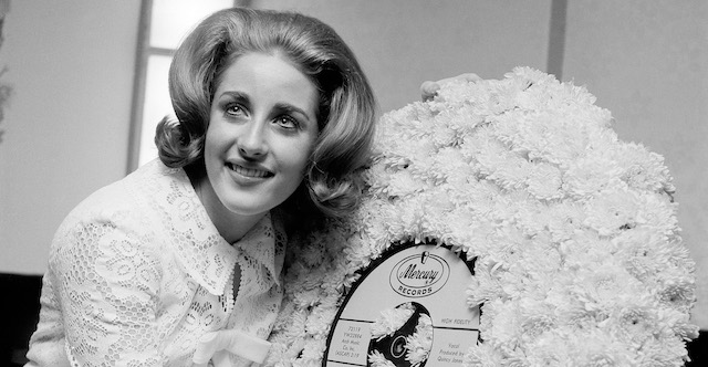 È morta la cantante statunitense Lesley Gore, famosa per “It’s My Party”