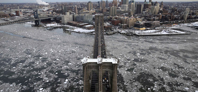 Il ponte di Brooklyn a New York, 24 febbraio 2015
(AP Photo/Seth Wenig)