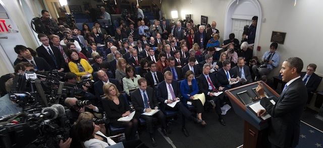 US President Barack Obama holds a press conference in the Brady Press Briefing Room at the White House in Washington, DC, December 20, 2013. AFP PHOTO / Saul LOEB (Photo credit should read SAUL LOEB/AFP/Getty Images)