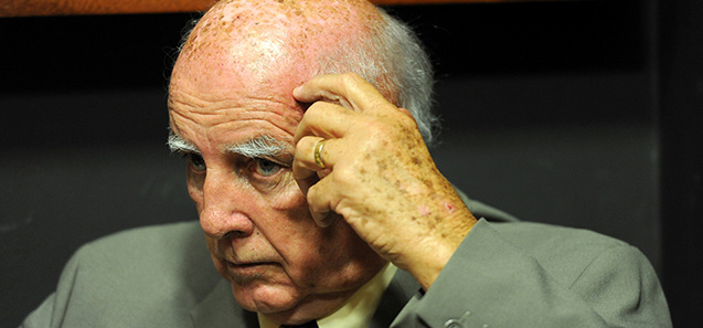 Bob Hewitt (AP Photo)