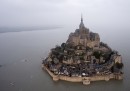 La cittadina di Mont Saint-Michel è stata evacuata per la presenza di una persona sospetta