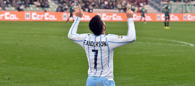 REGGIO NELL'EMILIA, ITALY - MARCH 01: Felipe Anderson # 7 of SS Lazio celebrates after scoring the opening goal during the Serie A match between US Sassuolo Calcio and SS Lazio on March 1, 2015 in Reggio nell'Emilia, Italy. (Photo by Mario Carlini / Iguana Press/Getty Images)