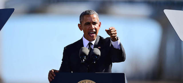 Il presidente Barack Obama durante il suo discorso al Edmund Pettus Bridge a Selma, Alabama, il 7 marzo 2015.
(AP Photo/Bill Frakes)