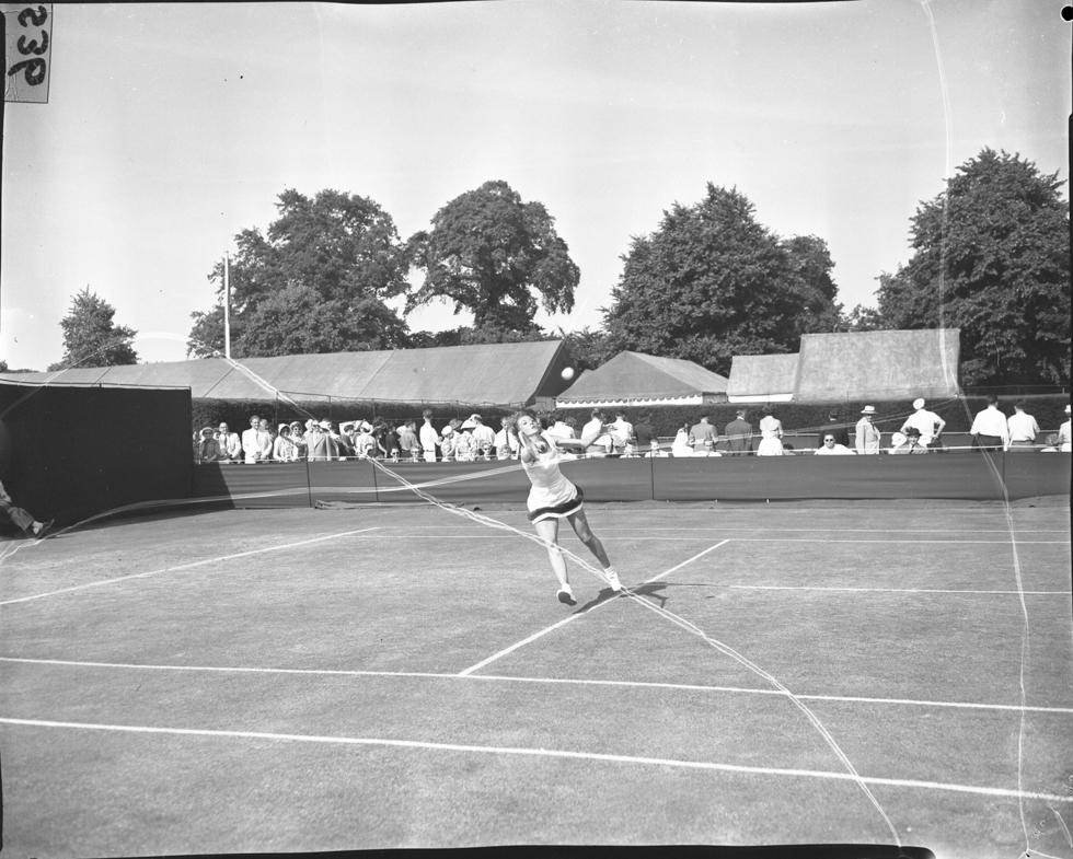 Photo Vintage Tennis Wimbledon – Lea Pericoli – 1960 – Tirage Argentique 24x18 Cm – Farabola