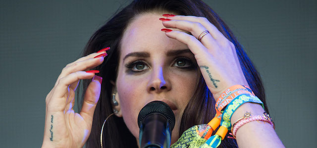 GLASTONBURY, ENGLAND - JUNE 28: Lana del Rey performs on the Pyramid Stage during Day 2 of the Glastonbury Festival at Worthy Farm on June 28, 2014 in Glastonbury, England. (Photo by Ian Gavan/Getty Images)