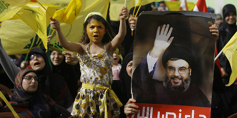 Sostenitori di Hezbollah, 24 maggio 2015 (AP Photo/Mohammed Zaatari)