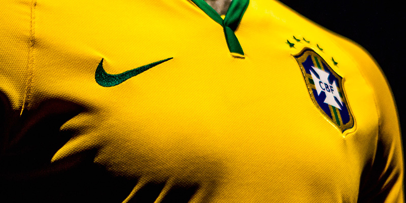 La maglia della nazionale di calcio brasiliana, sponsorizzata da Nike (Buda Mendes/Getty Images)