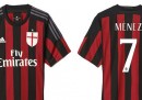 Le foto della nuova maglia del Milan