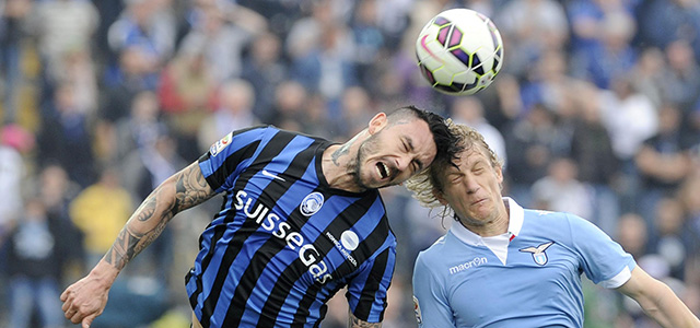 Foto Marco Rosi/LaPresse03 05 2015 Begamo ( Italia )Sport-CalcioCampionato Serie A Tim 2014-2015 incontro Atalanta Vs Lazio allo Stadio Atleti Liberati di Bergamo. Nella foto Pinilla e Dusan BastaFoto Marco Rosi / LaPresse03 05 2015 Bergamo ( Italy )Sport - Calcio - Championship Serie A Tim 2014-2015 Match day Atalanta Vs Lazio at the Atleti Liberati Stadium in Bergamo.in the photo Lazio's player Dusan Basta and Atalanta's player Pinilla