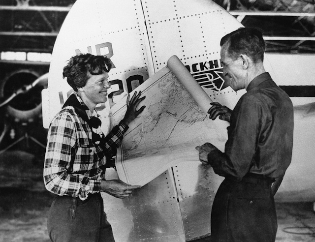 Amelia Earhart, Fred Noonan