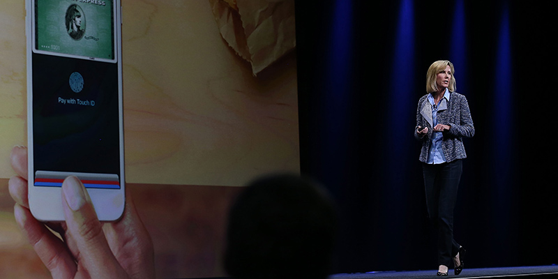  Jennifer Bailey sul palco della presentazione Apple (Justin Sullivan/Getty Images)
