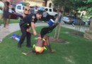 Il poliziotto texano che ha maltrattato una ragazzina si è dimesso