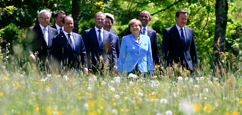 I leader del G7 al summit al castello di Elmau, vicino a Garmisch-Partenkirchen, in Germania. (AP Photo/Matthias Schrader)