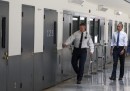 La prima visita di un presidente americano in un carcere federale