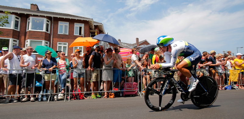 La prima tappa del Tour de France. (AP Photo/Christophe Ena)