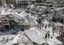 Un aereo siriano è precipitato durante un attacco sulla città di Ariha