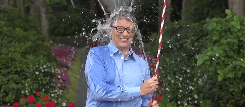 L'Ice Bucket Challenge di Bill Gates.