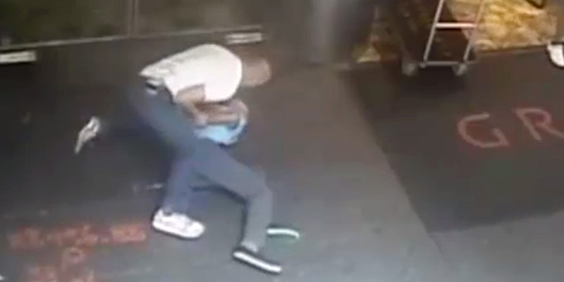 Il video dell’arresto dell’ex tennista James Blake