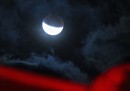 Le immagini dell'eclissi di Luna del 28 settembre