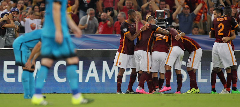I giocatori della Roma esultano dopo il gol (Paolo Bruno/Getty Images)