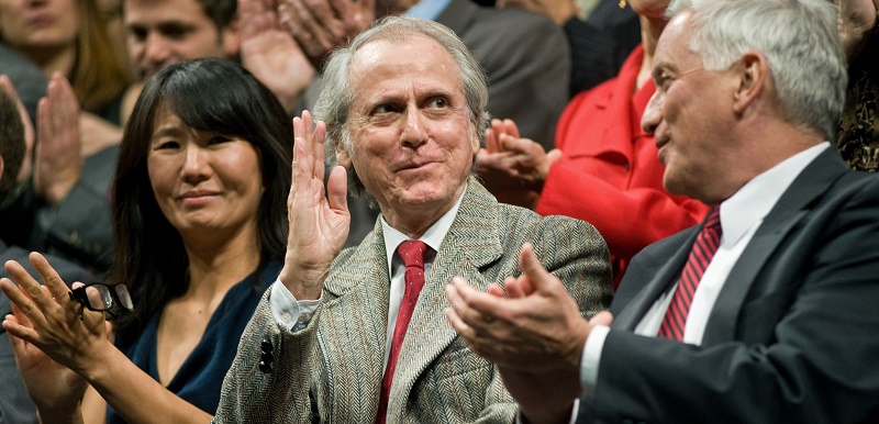 Don DeLillo al Carl Sandburg Literary Awards, nell'ottobre 2012. (Photo by Timothy Hiatt/Getty Images)