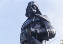 Le foto della statua di Darth Vader a Odessa, in Ucraina