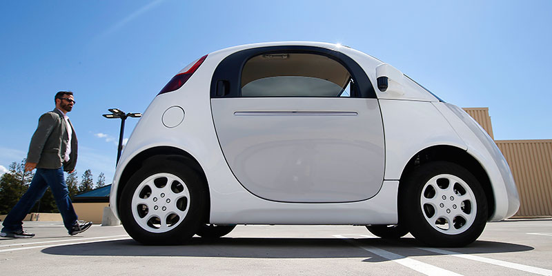Il prototipo della self-driving car di Google (AP Photo/Tony Avelar)