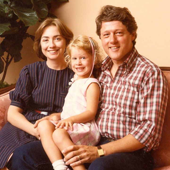 Foto di famiglia dei Clinton