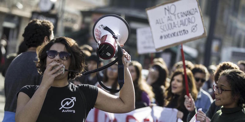 La protesta a Roma, 13 novembre 2015 (ANSA/ MASSIMO PERCOSSI)