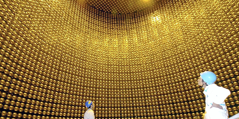Il Super-Kamiokande, l'osservatorio di neutrini in Giappone (The Yomiuri Shimbun via AP Images)