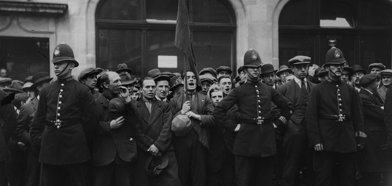 Una protesta del Partito Comunista inglese nel 1925 a Londra.
(Topical Press Agency/Getty Images)