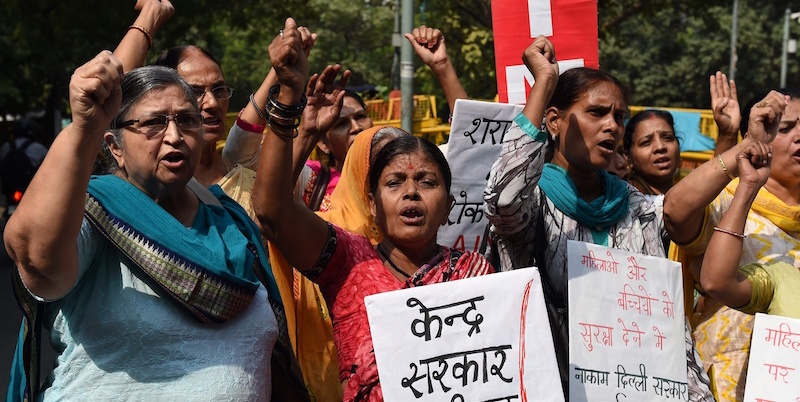 Una manifestazione per i diritti delle donne, a Delhi il 13 dicembre. (SAJJAD HUSSAIN/AFP/Getty Images)
