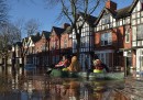 Le foto delle alluvioni nel nord del Regno Unito