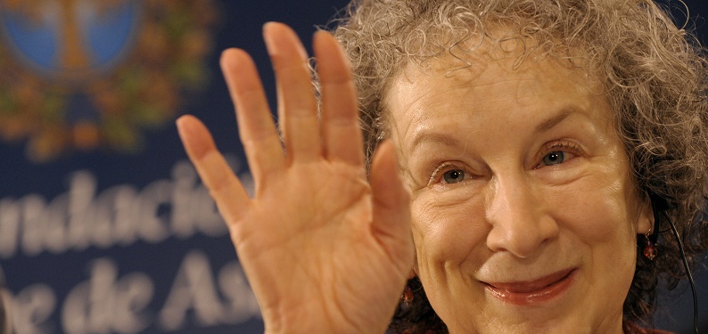 Margaret Atwood ad Oviedo in Spagna nell'ottobre del 2008.
(Photo credit MIGUEL RIOPA/AFP/Getty Images)
