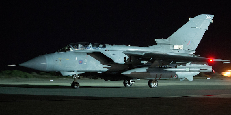 Un Tornado in una base aerea britannica a Cipro, il 3 dicembre. (Matt Cardy/Getty Images)