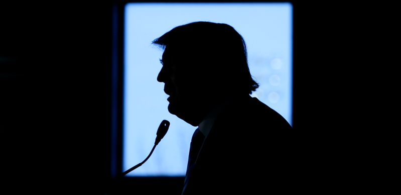 Donald Trump durante un evento a Davenport, Iowa. (AP Photo/Charlie Neibergall)