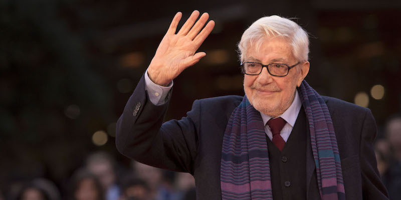 Ettore Scola alla proiezione di Ridendo e Scherzando al festival del cinema di Roma, 18 ottobre 2015. 
(AP Photo/Riccardo De Luca)