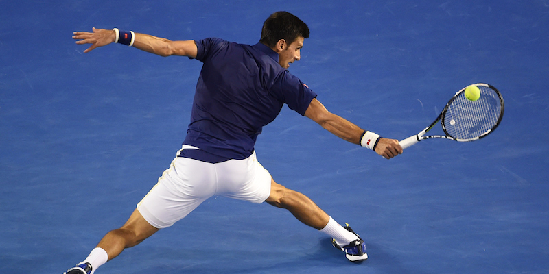Djokovic durante il match contro Federer (WILLIAM WEST/AFP/Getty Images)