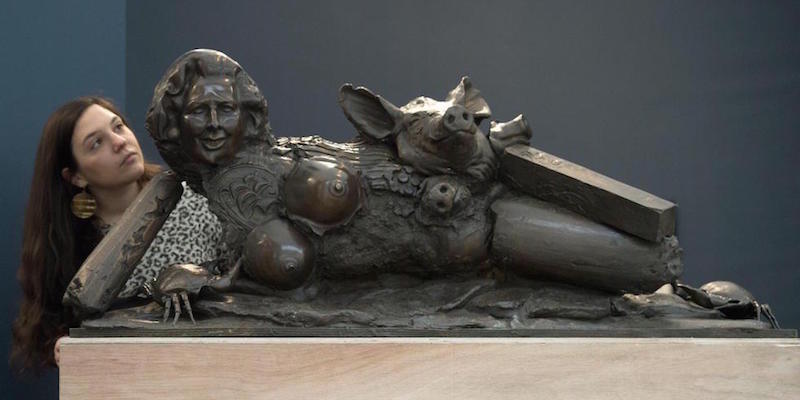 La scultura "Maggie Island" dell'artista britannico Marcus Harvey
(EPA/WILL OLIVER)