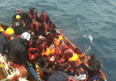 Tre salvataggi di migranti, raccontati in diretta su Twitter da Patrick Kingsley