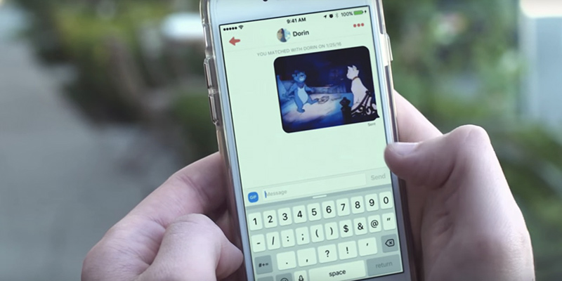 Tinder ha aggiunto le GIF animate