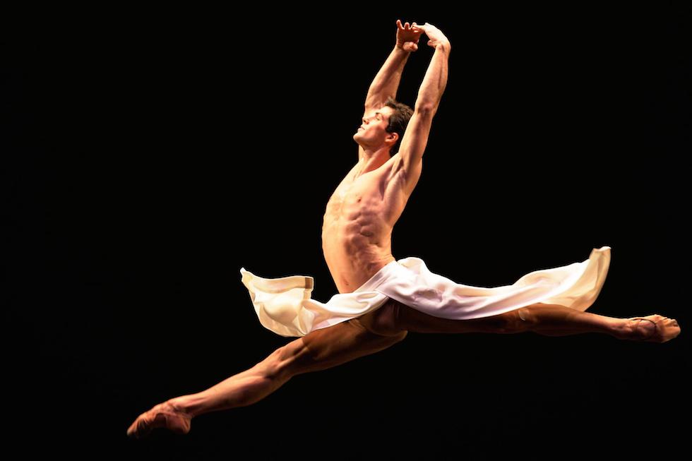 Roberto Bolle, il più famoso ballerino italiano di danza classica Il Post Roberto Bolle, il più famoso ballerino italiano di danza classica Il Post