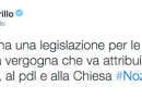 Il tweet del 2012 in cui Beppe Grillo diceva che non avere le unioni civili era una "vergogna"