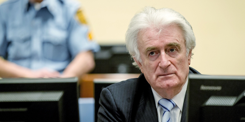 Radovan Karadzic durante la sentenza (MICHAEL KOOREN/AFP/Getty Images)