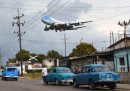 La gran foto dell'Air Force One che atterra a Cuba